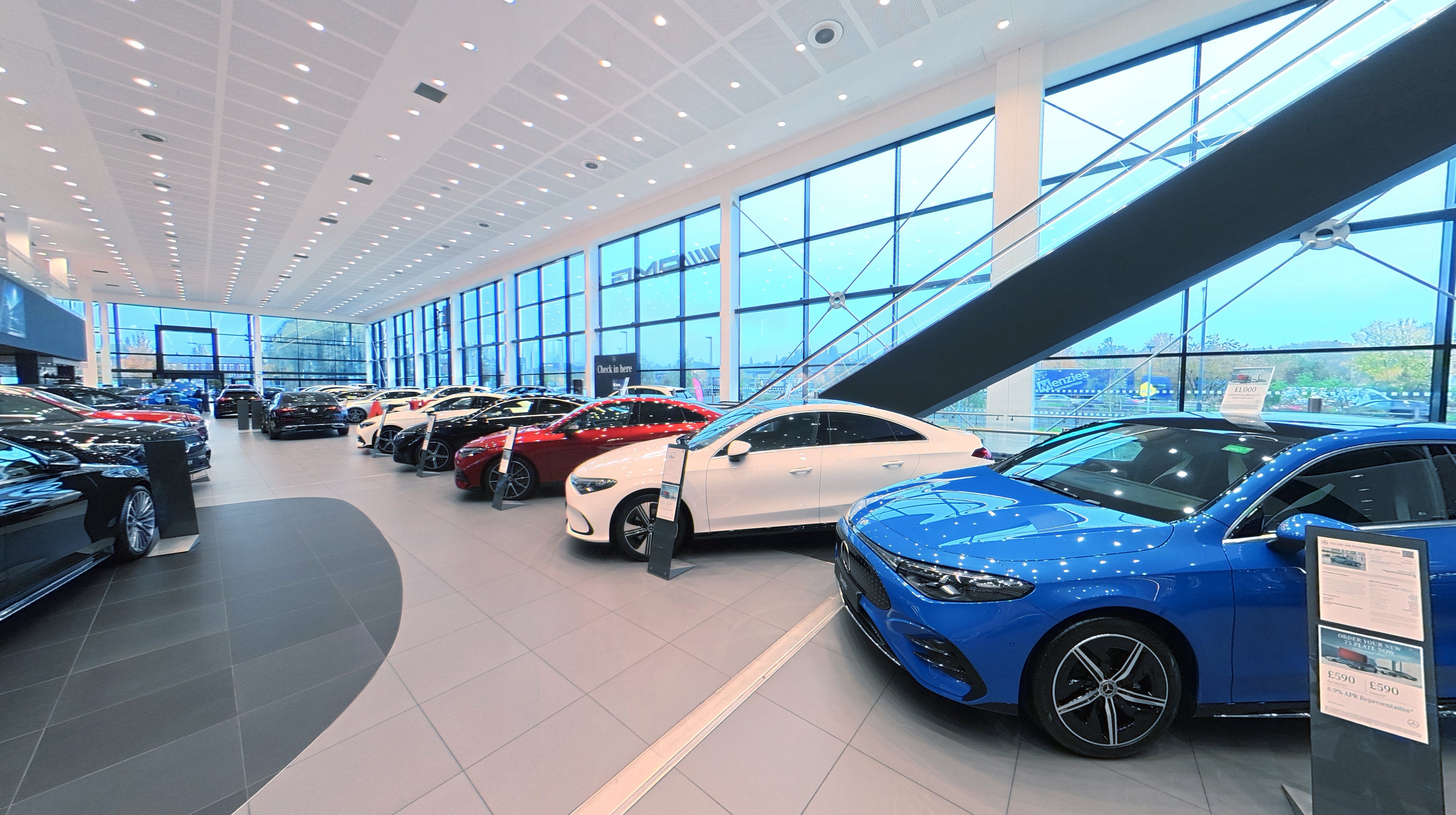 Mercedes Benz Stockport – Showroom Tour